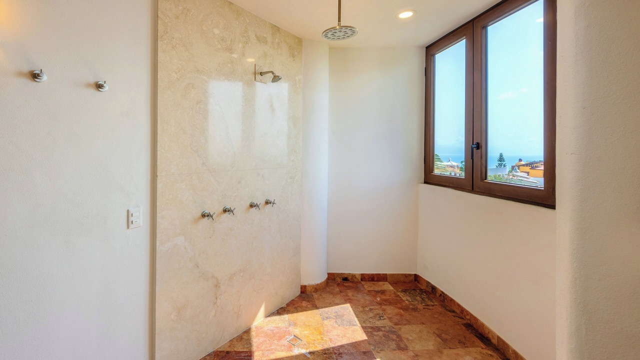 Photo of Bathroom in Conchas Chinas