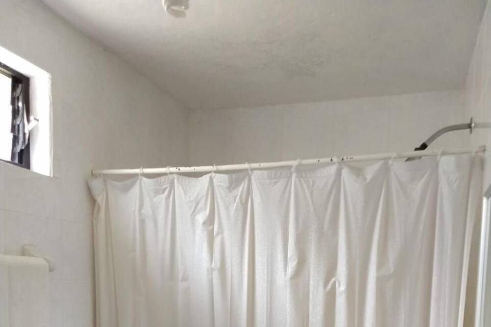 Photo of Bathroom in El Oro