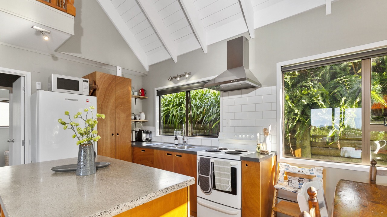 Photo of Kitchen in Snells Beach