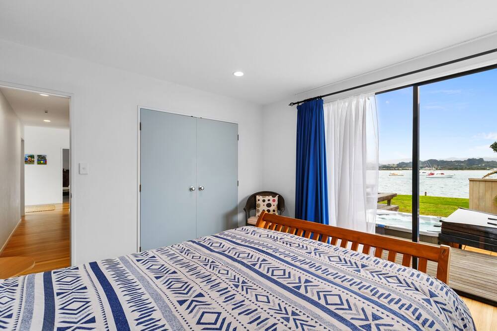 Photo of Bedroom in Omaha