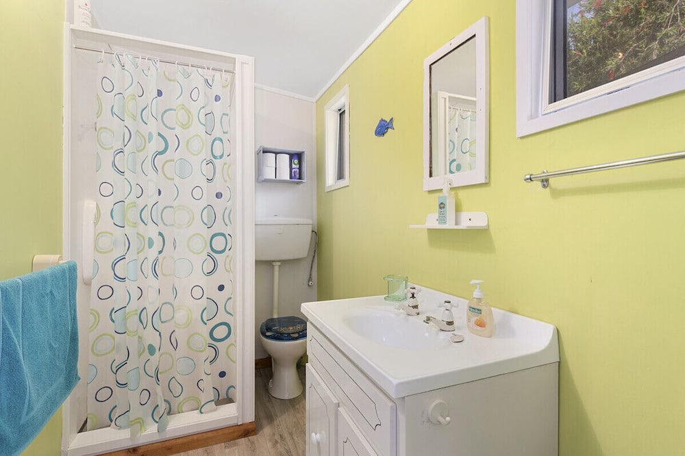 Photo of Bathroom in Mahurangi East