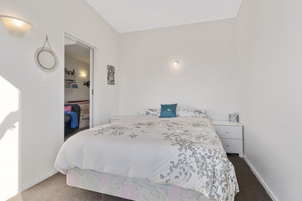 Photo of Bedroom in Mahurangi East
