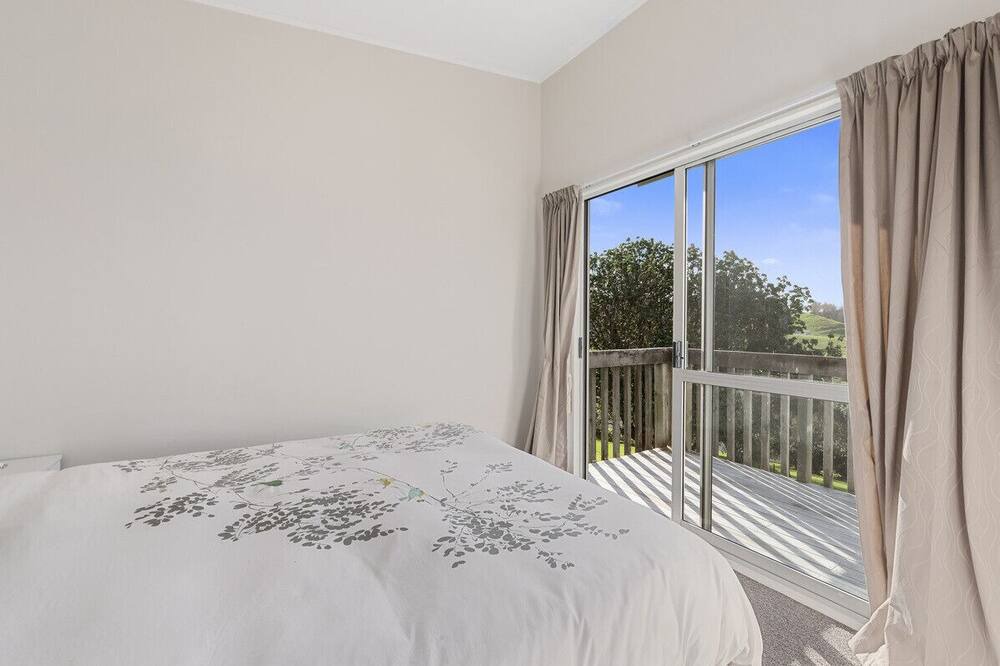 Photo of Bedroom in Mahurangi East