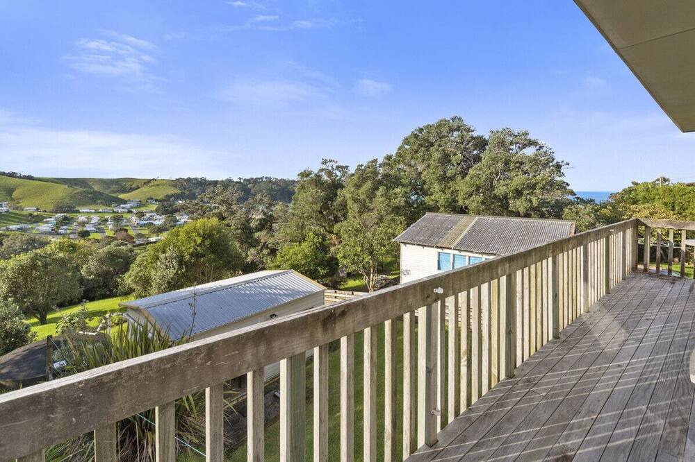 Photo of Patio Balcony in Mahurangi East