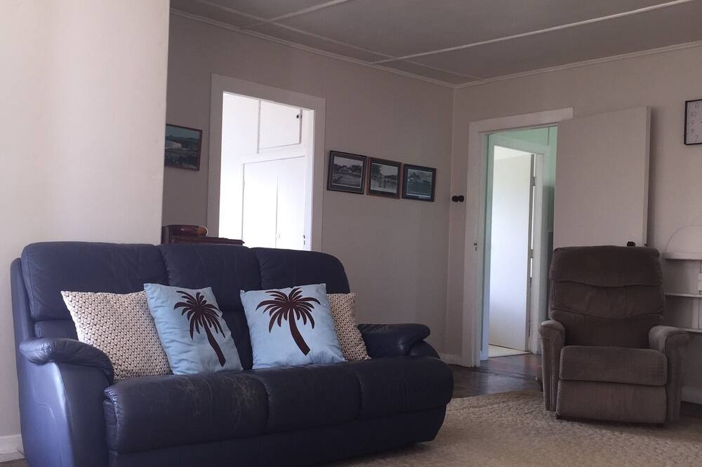 Photo of Livingroom in Opononi