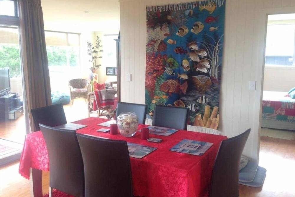 Photo of Livingroom in Taupo Bay