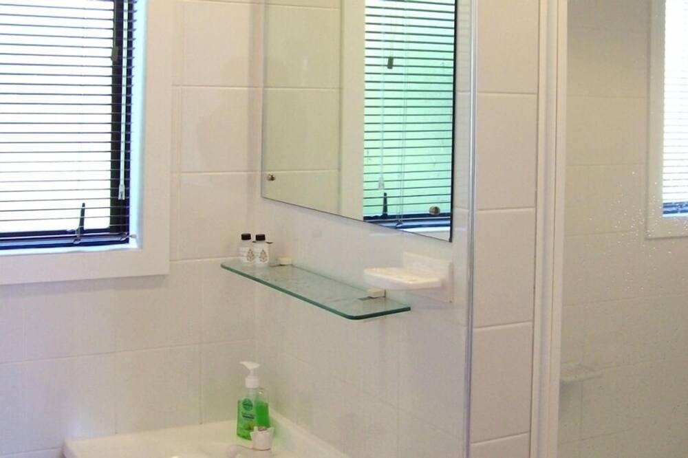 Photo of Bathroom in Picton