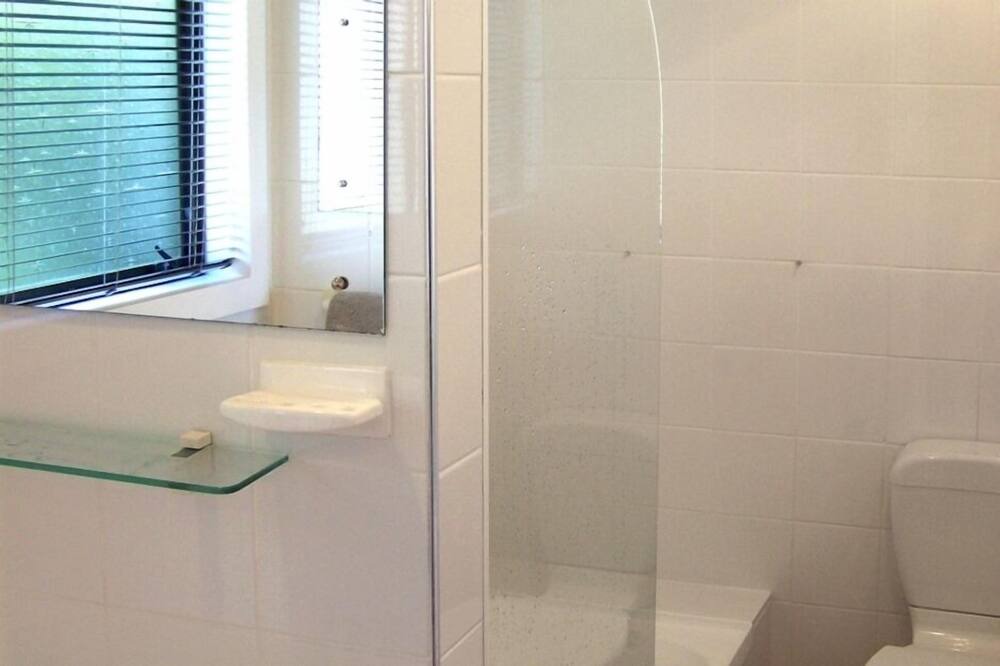 Photo of Bathroom in Picton
