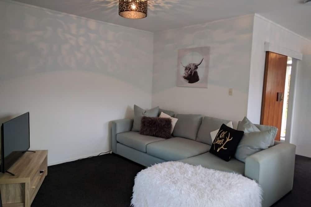 Photo of Livingroom in Orewa