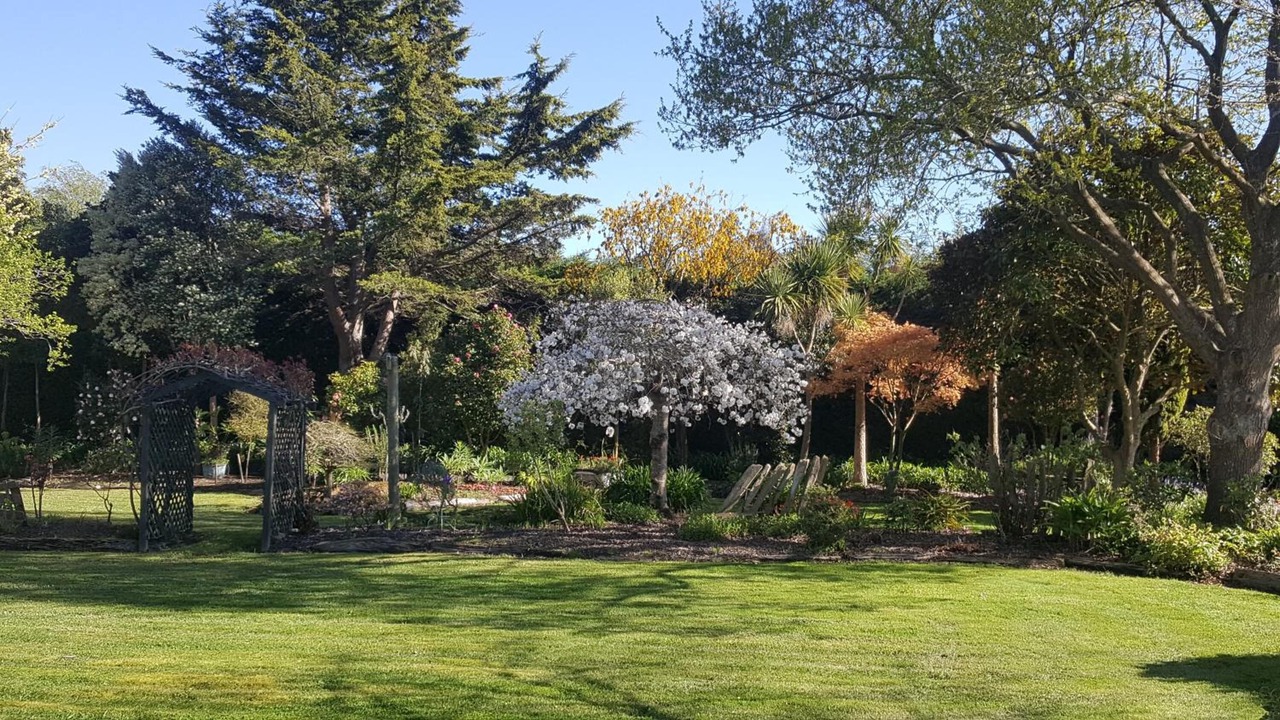 Photo of Outdoor in Halcombe