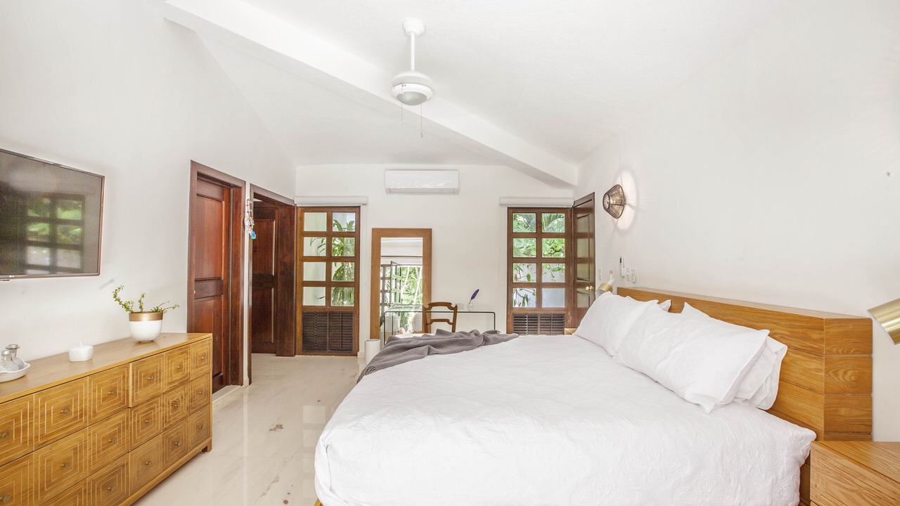 Photo of Bedroom in Playacar Beach