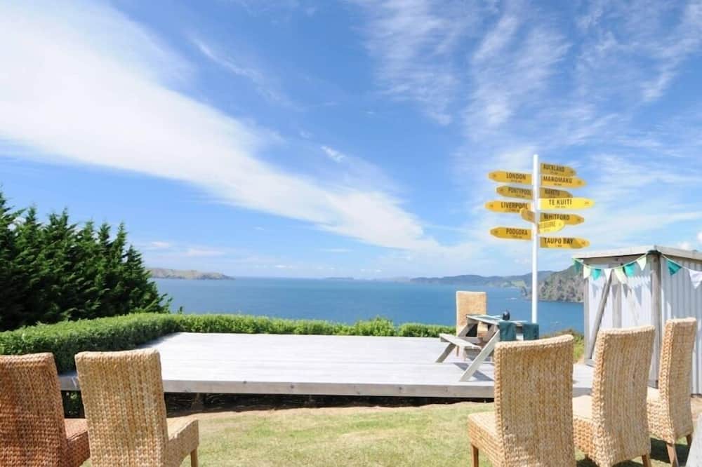 Photo of Patio Balcony in Taupo Bay