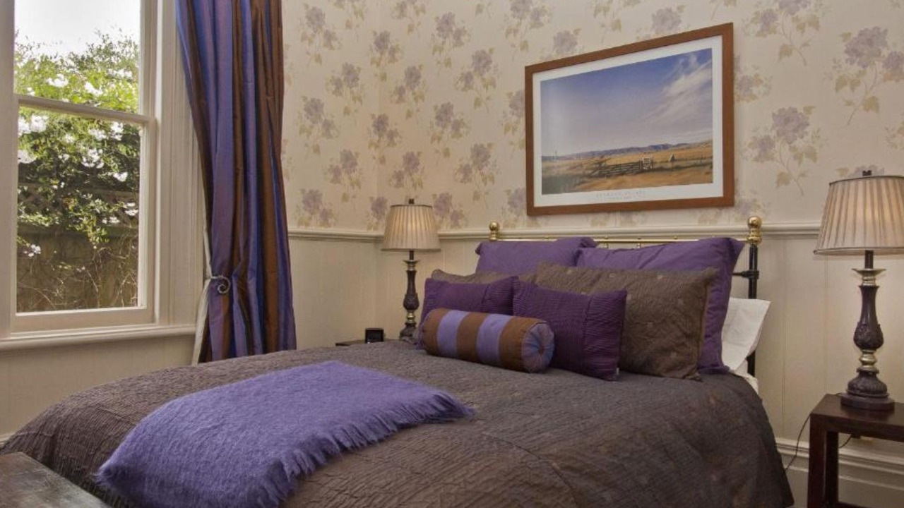 Photo of Bedroom in Strowan