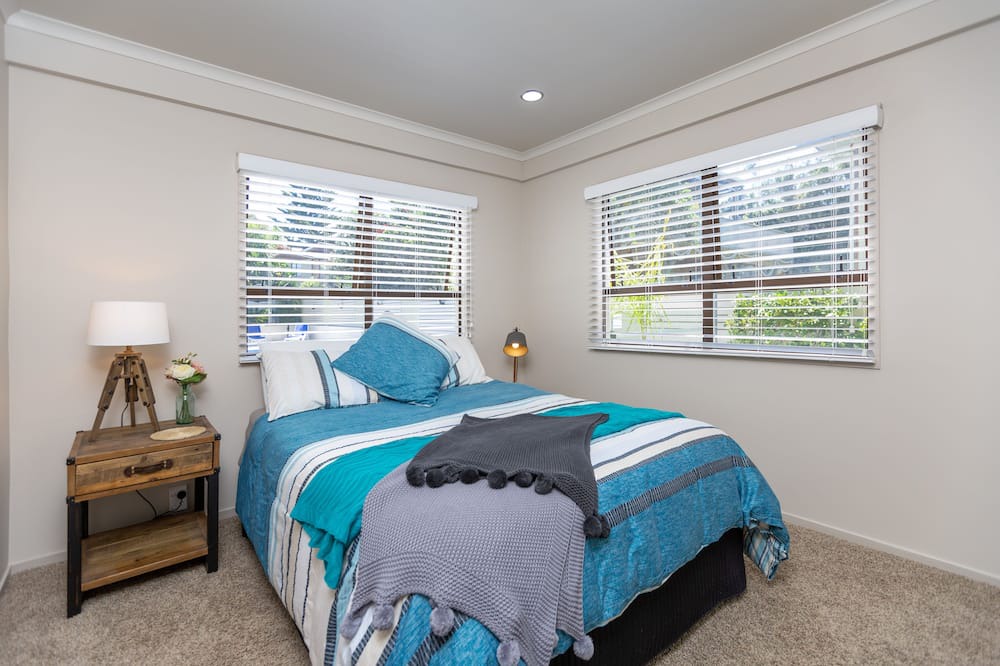 Photo of Bedroom in Waihi Beach
