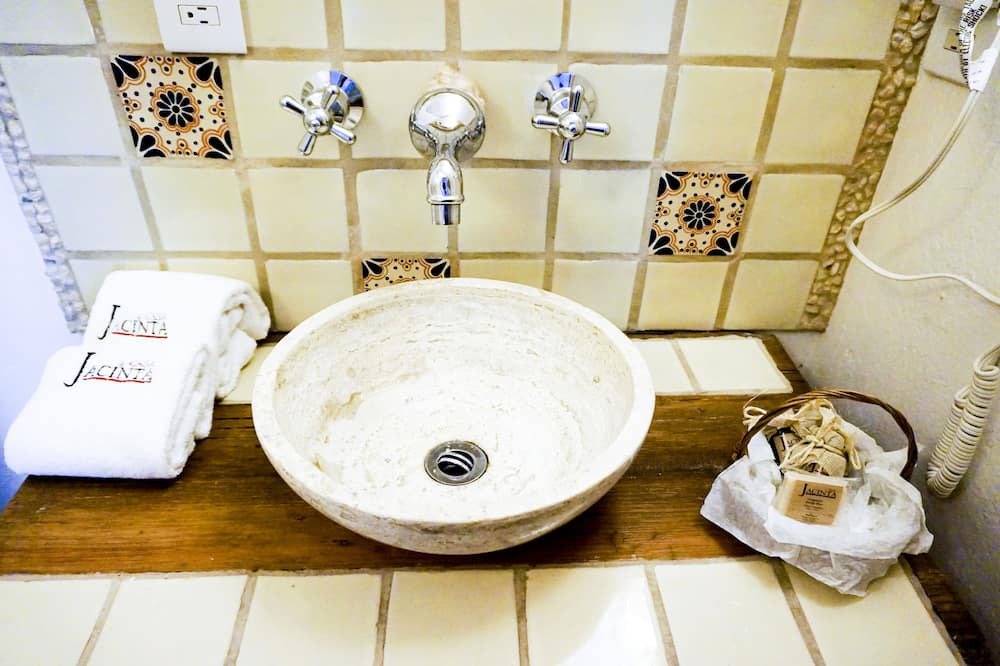 Photo of Bathroom in Del Carmen