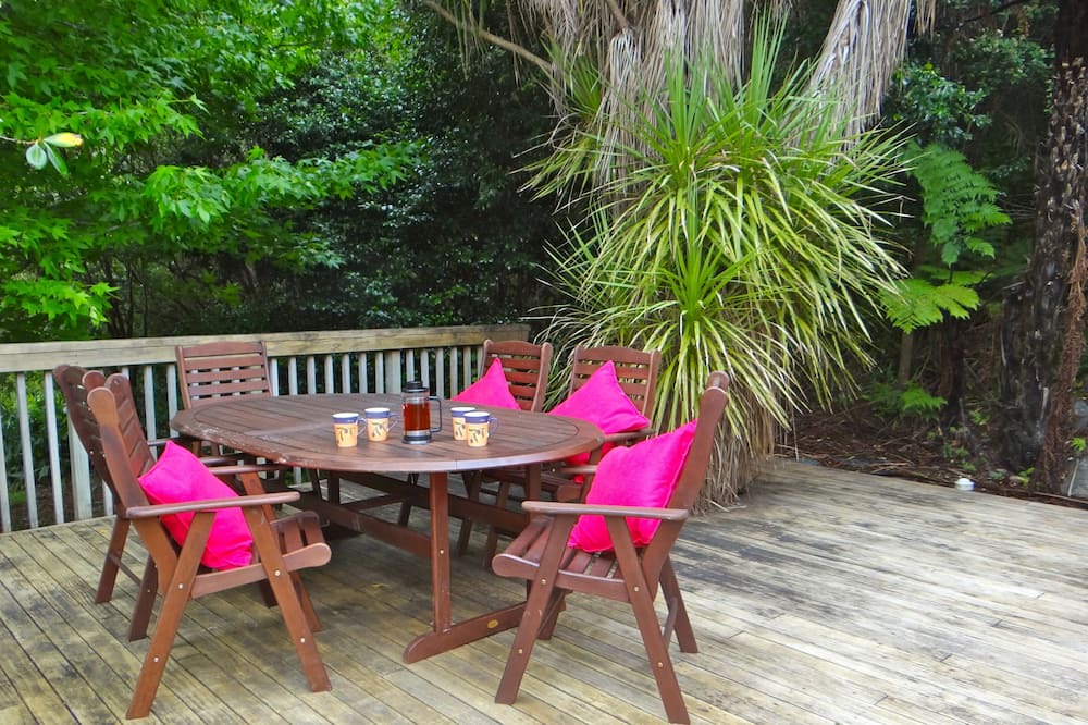 Photo of Patio Balcony in Tawharanui