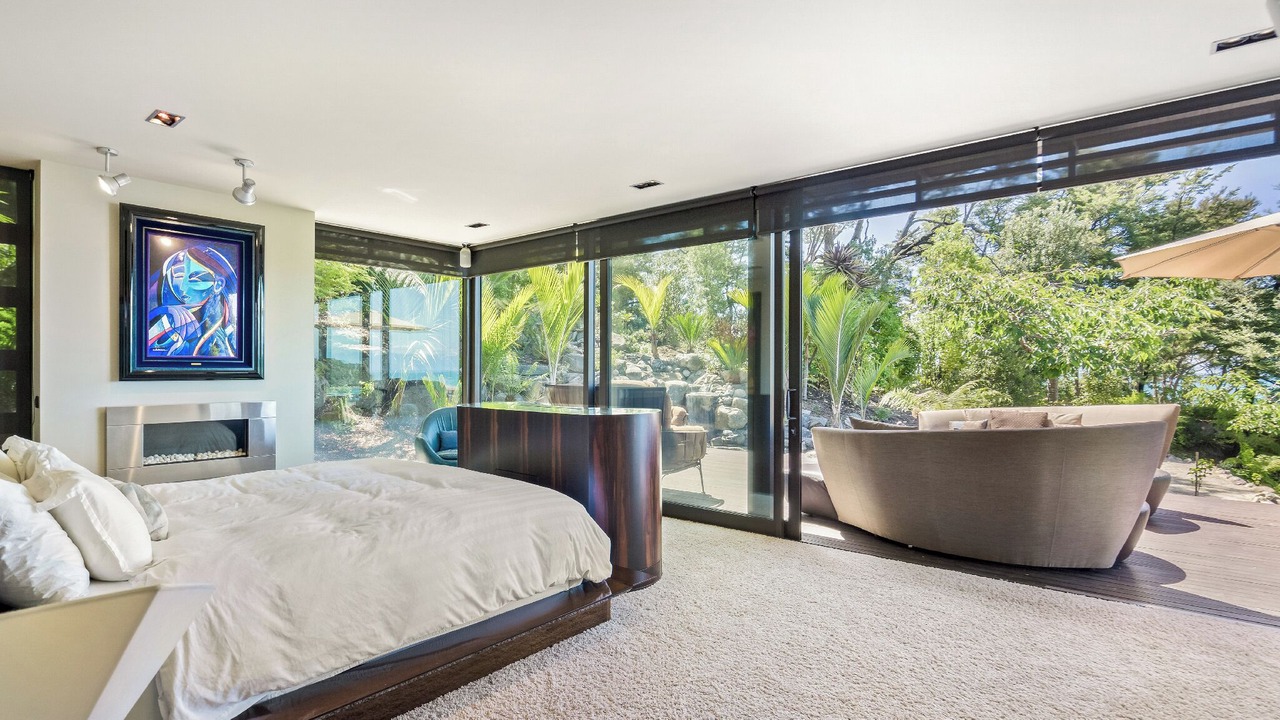 Photo of Bedroom in Ngaio Bay