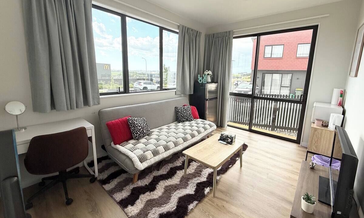 Photo of Livingroom in Silverdale