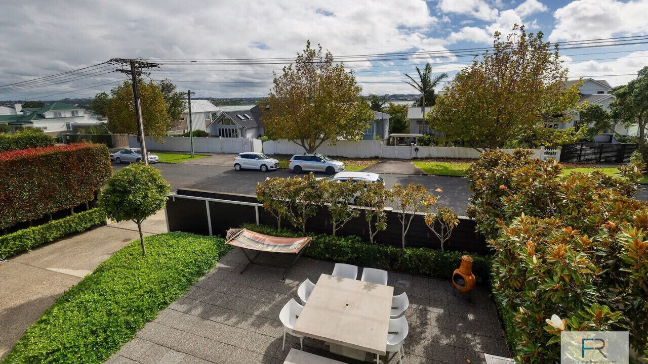 Photo of Outdoor in Bayswater
