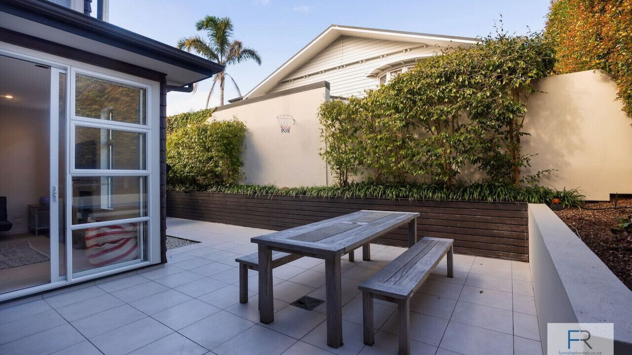Photo of Patio Balcony in Bayswater