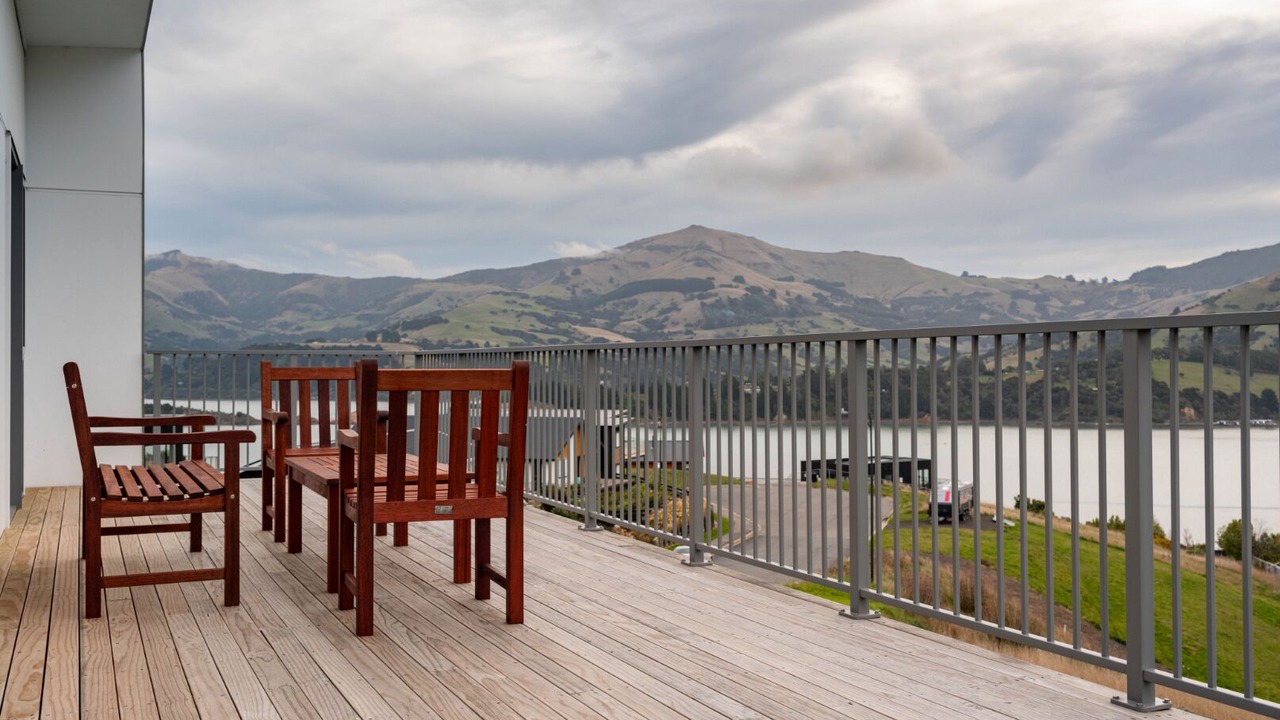 Photo of Outdoor in Duvauchelle