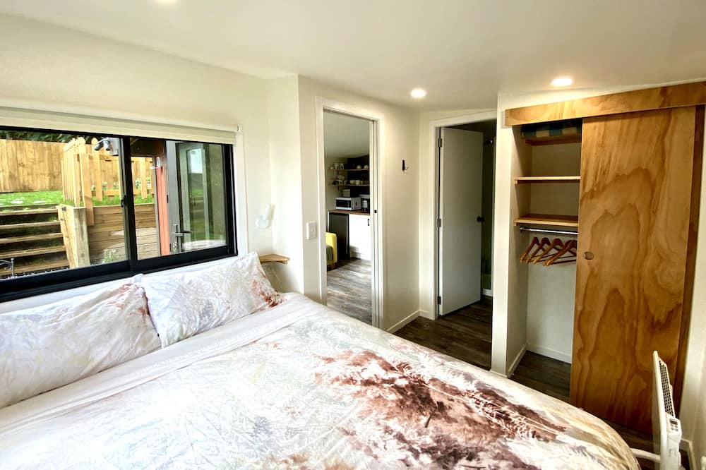 Photo of Bedroom in Pukerua Bay