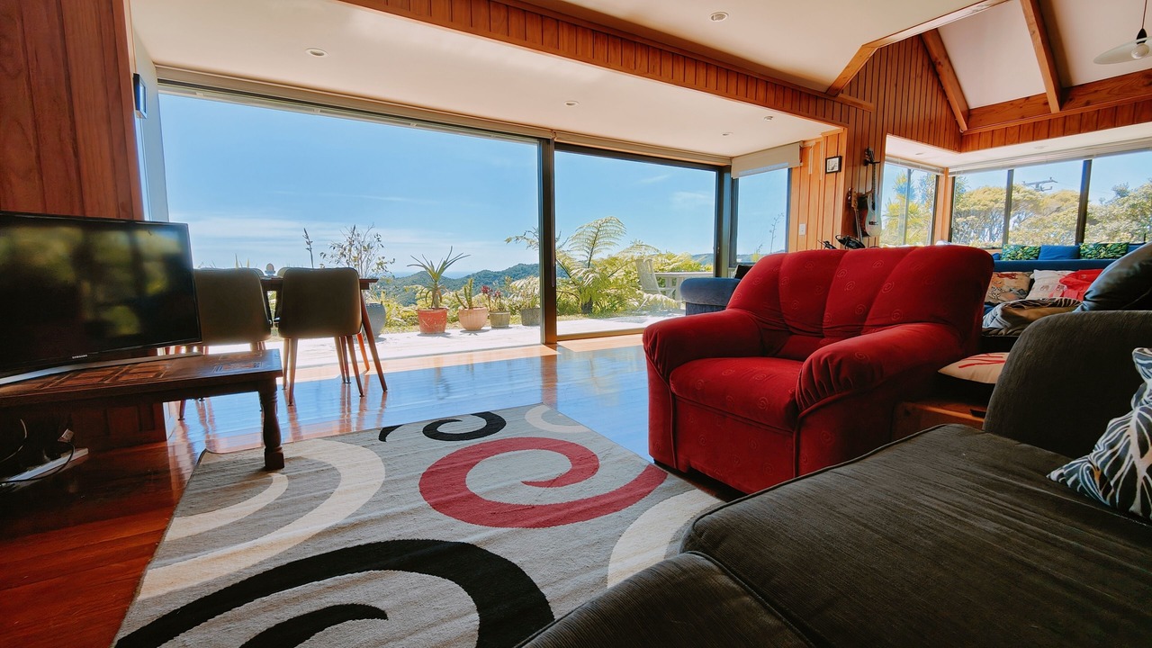 Photo of Livingroom in Karekare