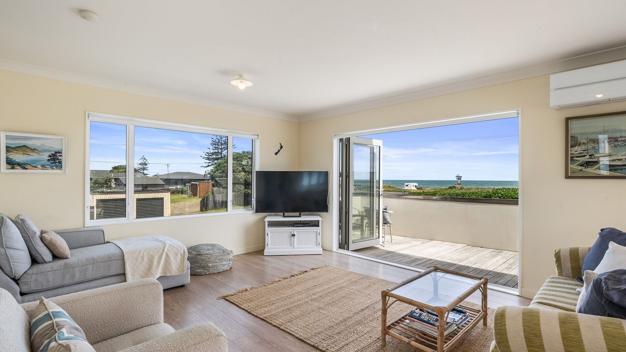 Photo of Livingroom in Wellington Region
