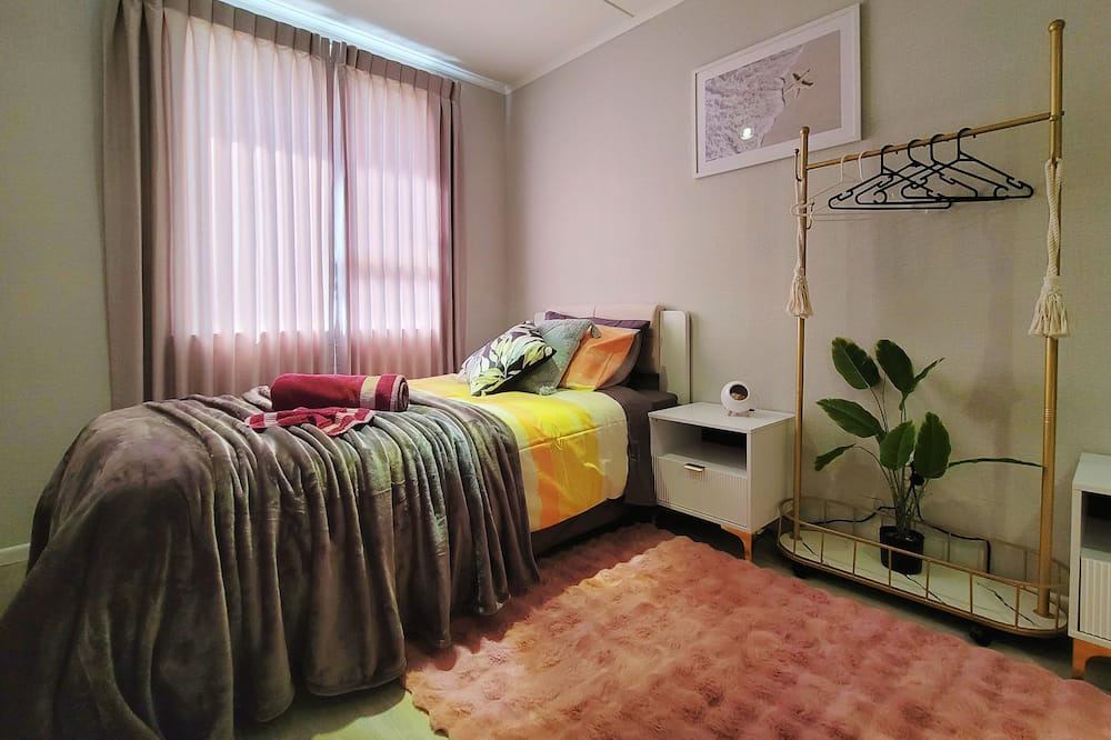 Photo of Bedroom in Stanmore Bay