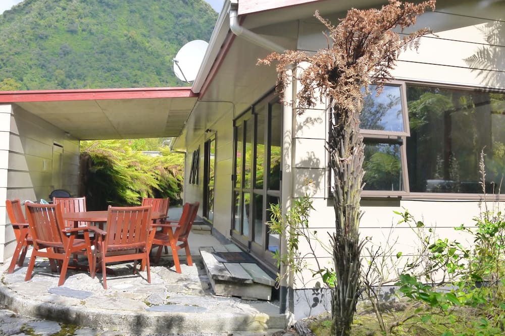 Photo of Patio Balcony in Franz Josef Glacier