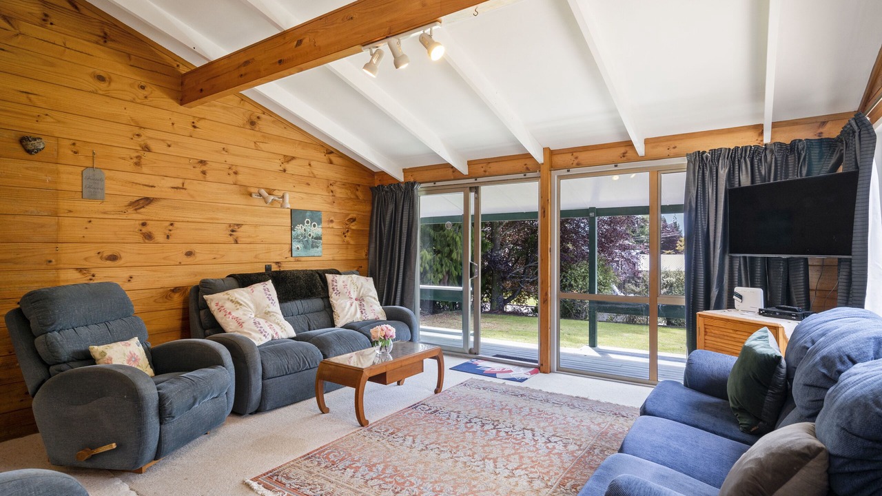 Photo of Livingroom in Rototai
