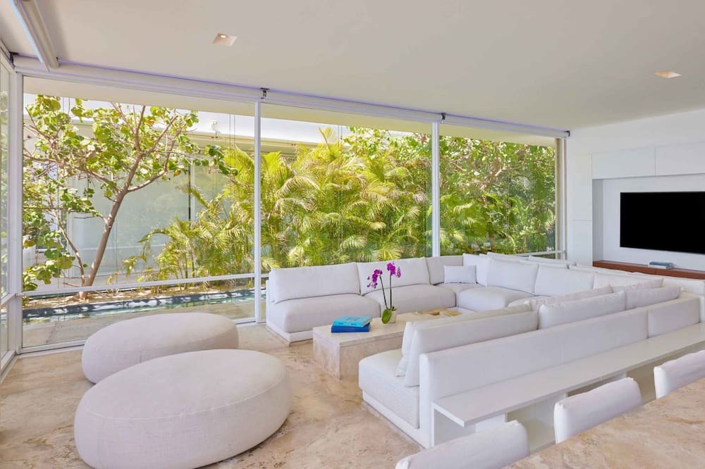 Photo of Livingroom in Zona Hotelera