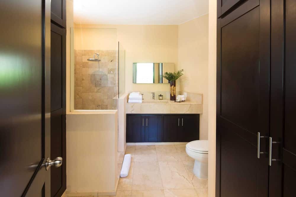 Photo of Bathroom in El Tezal