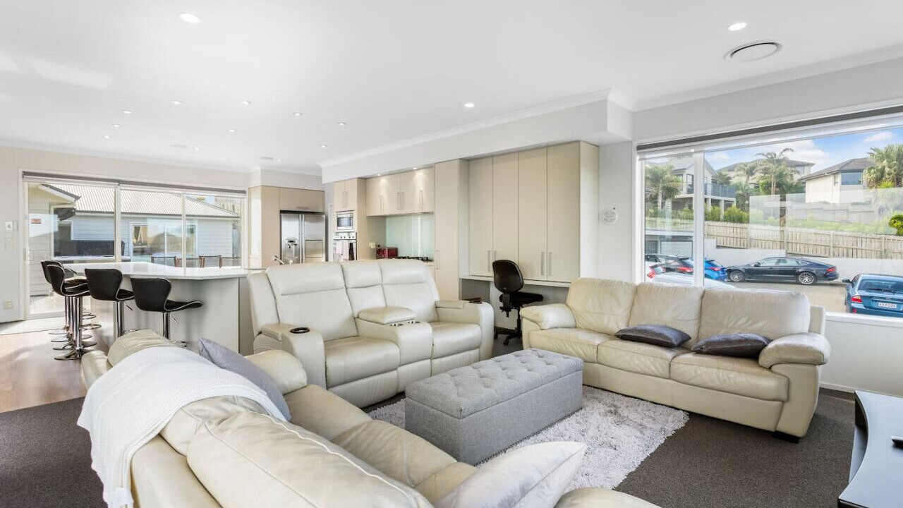 Photo of Livingroom in Orewa
