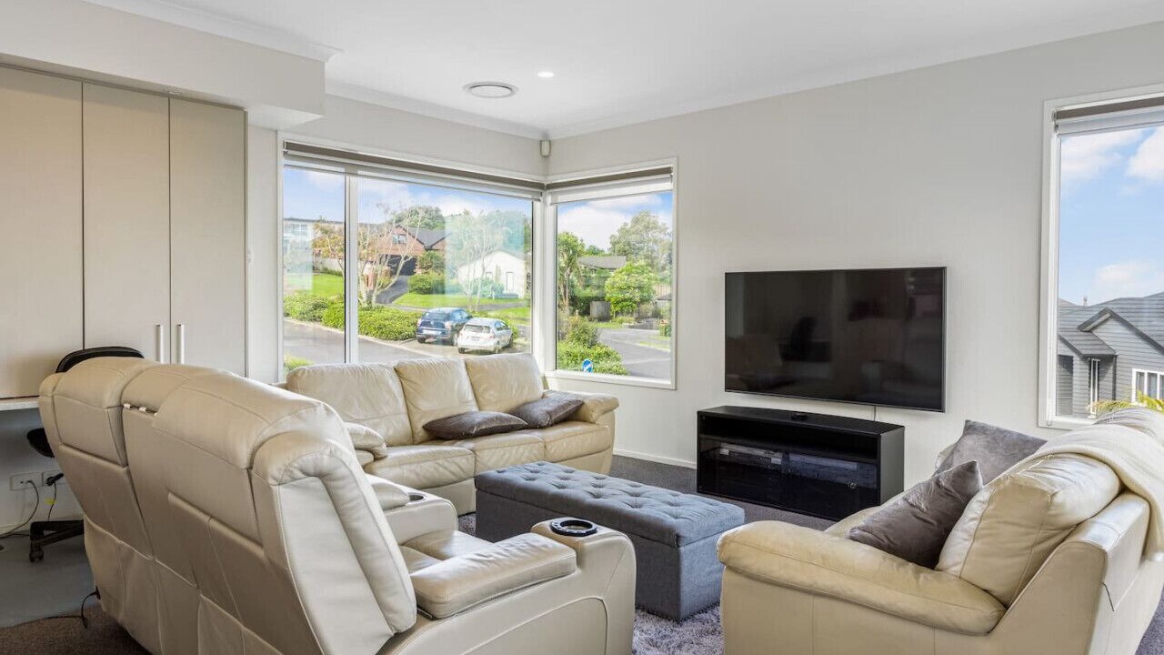 Photo of Livingroom in Orewa