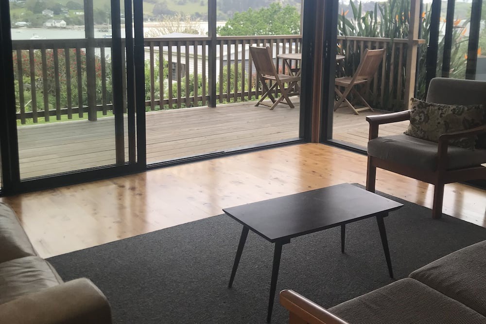 Photo of Livingroom in Pahi