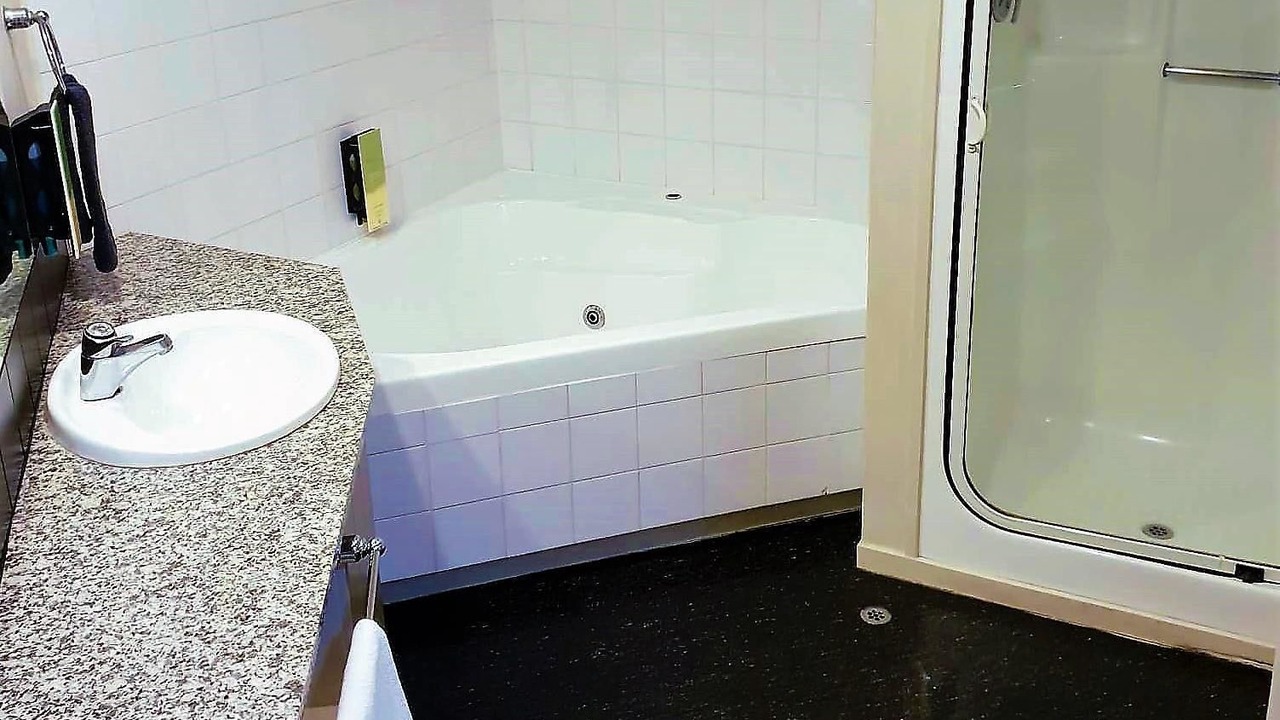 Photo of Bathroom in Greenlane - Ellerslie
