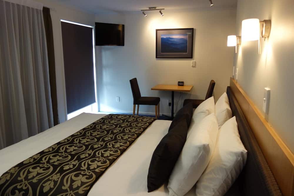 Photo of Bedroom in Parakai