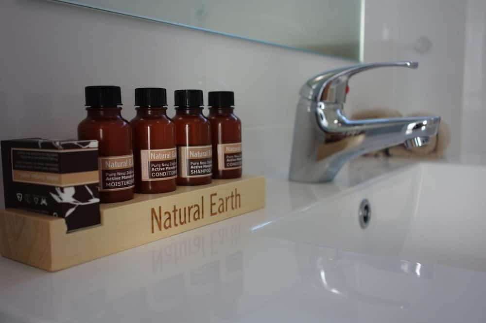Photo of Bathroom in Parakai