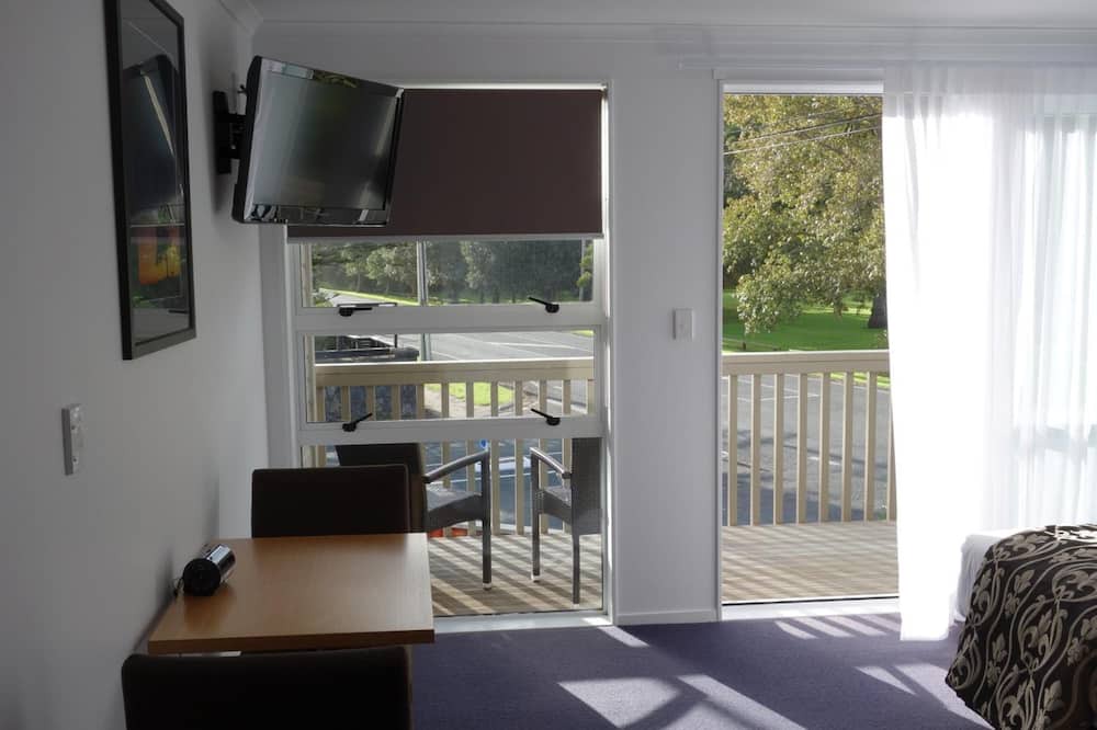 Photo of Bedroom in Parakai