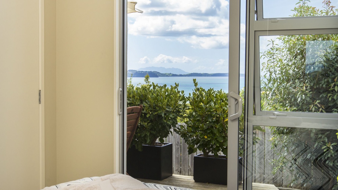 Photo of Bedroom in Snells Beach