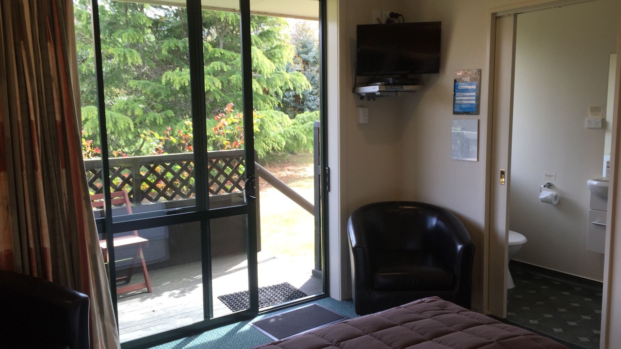 Photo of Bedroom in Lake Roxburgh Village