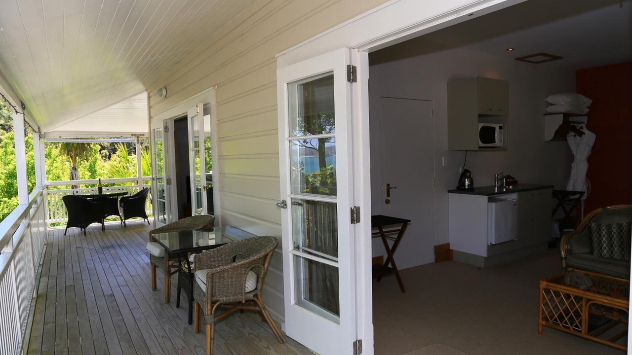 Photo of Patio Balcony in Russell