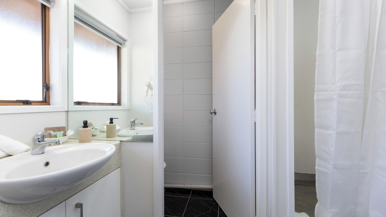 Photo of Bathroom in Greenlane - Ellerslie