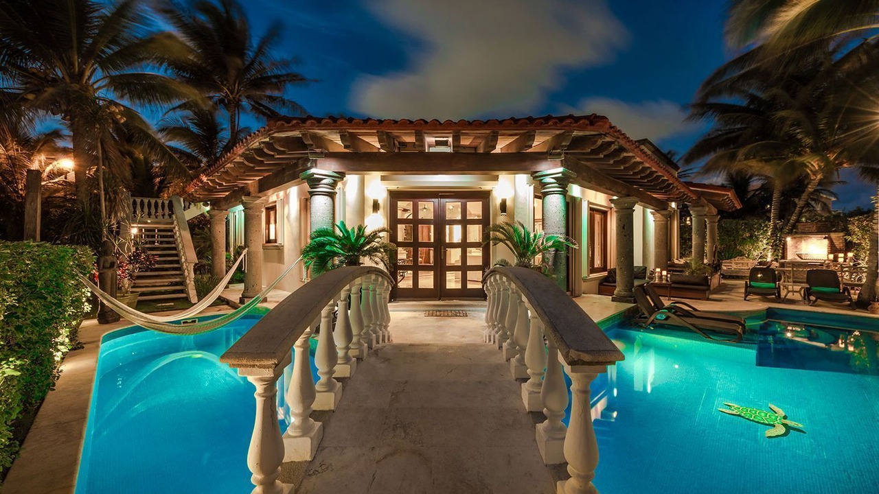 Photo of Outdoor in Playacar Beach