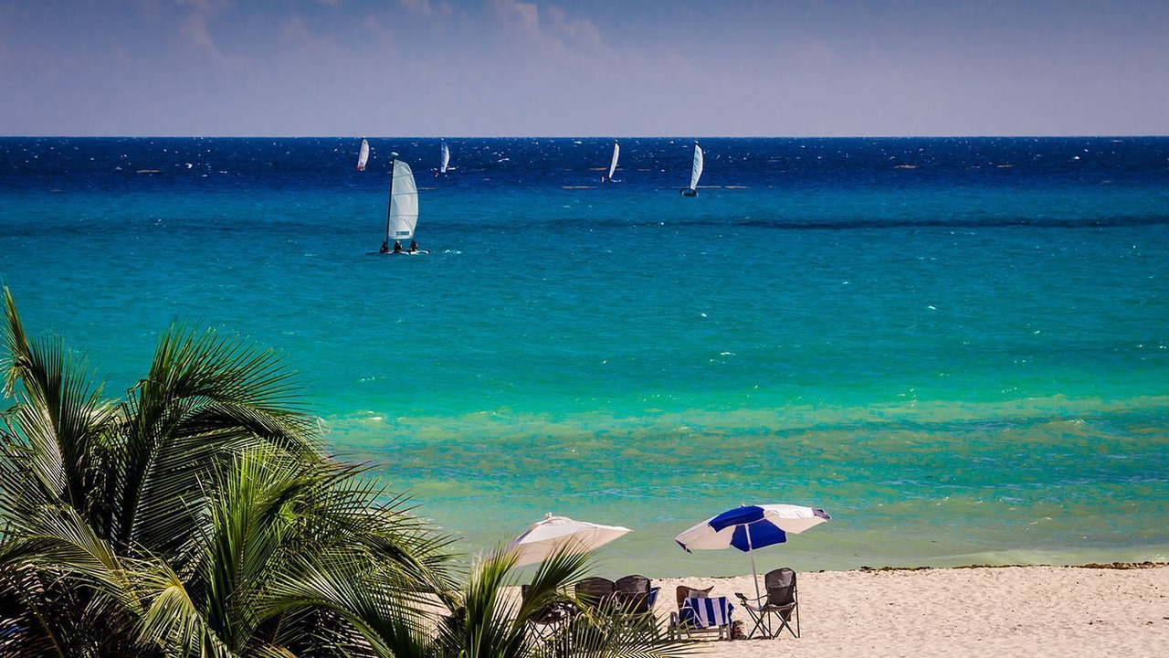 Photo of Others in Playacar Beach