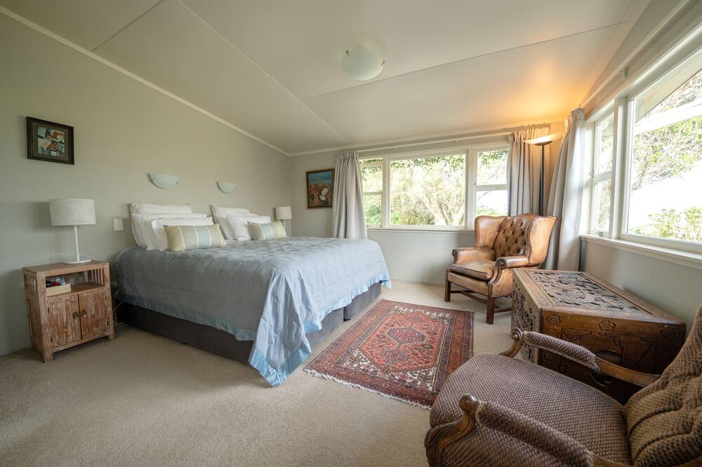 Photo of Bedroom in Leigh