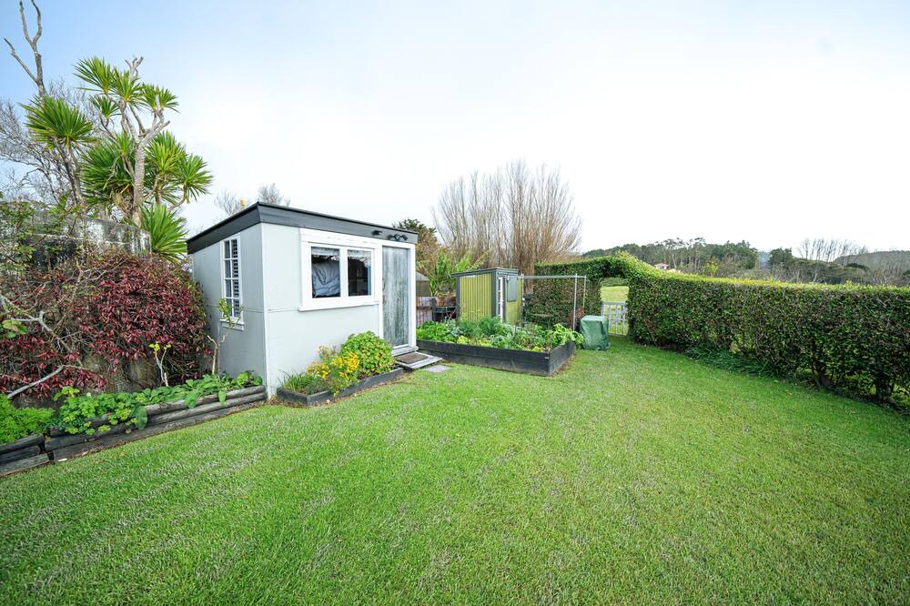 Photo of Outdoor in Leigh