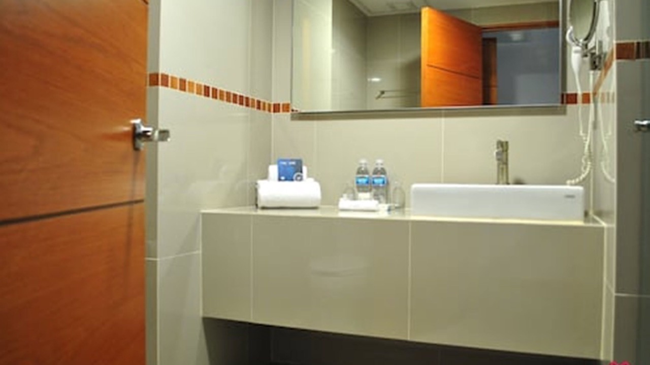 Photo of Bathroom in Zona Expo