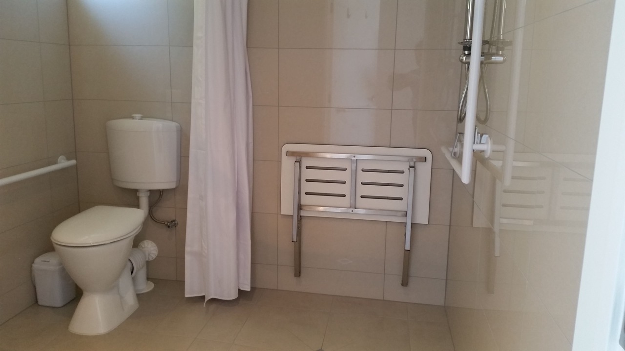 Photo of Bathroom in Addington